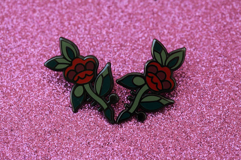The Red Floral Pin SET - 2 at a discounted rate